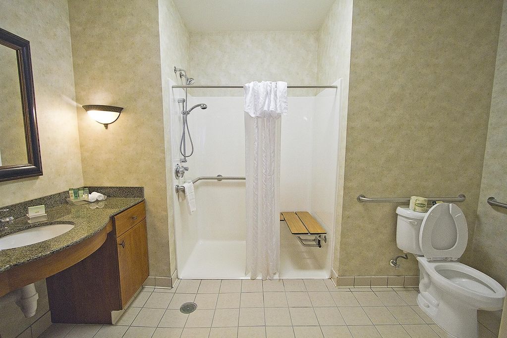 Homewood Suites By Hilton Indianapolis Airport / Plainfield Room photo